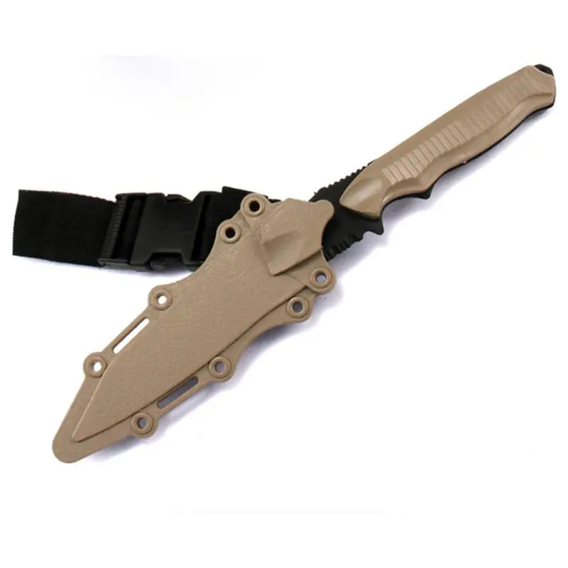 1:1 Delta Force Taktisches Gummimesser - Sicheres Militärtraining & Cosplay Requisite