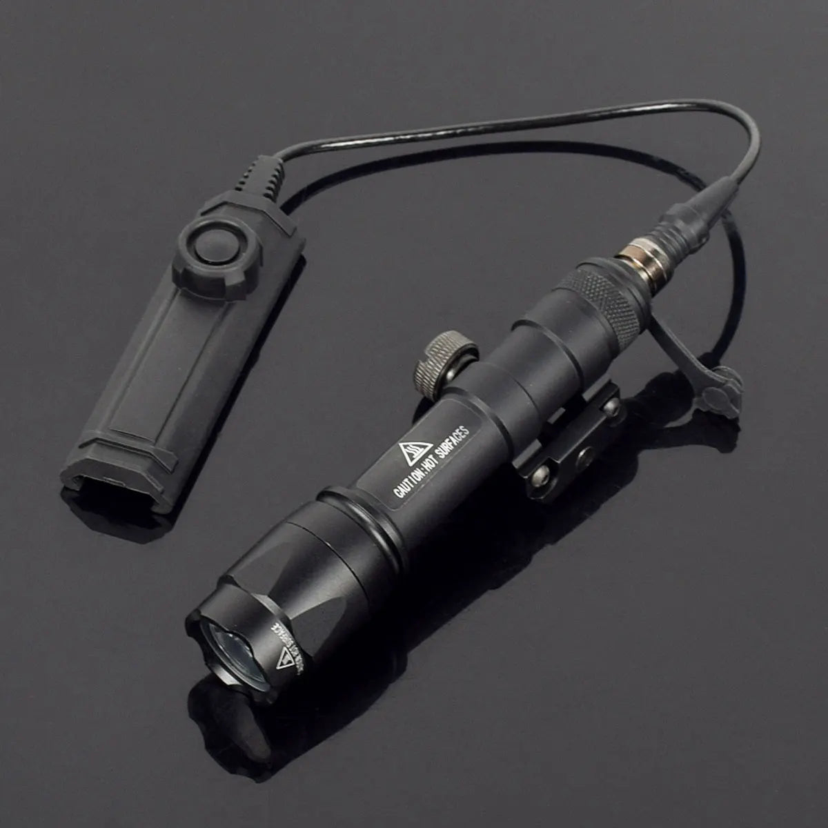 Delta Force Hawk Ops Tactical Surefire M600 Waffenlicht - Taschenlampe für Gewehr und Pistole