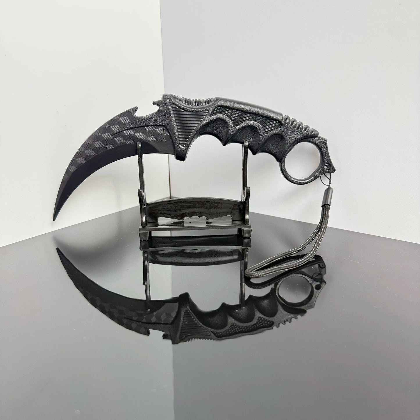 Delta Force Black Grid Karambit Claw Knife – 23cm Stage Performance Prop, Safe Training & Collectible Toy