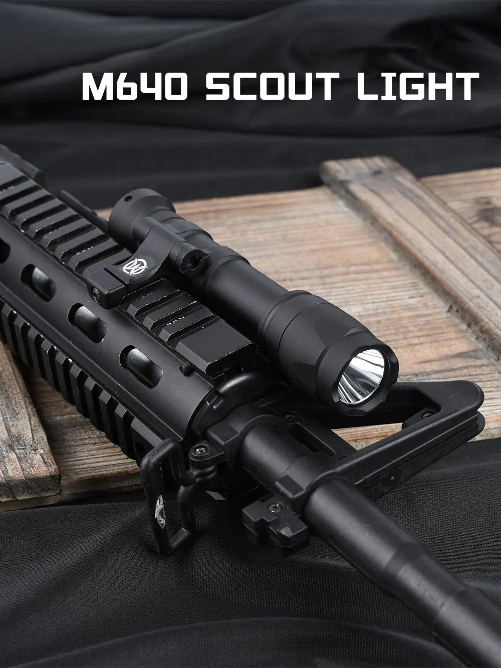 WADSN M640 Tactical Surefire Flashlight - Delta Force Hawk Ops Inspired Weapon Light